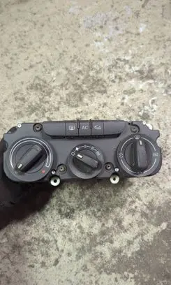 Audi A3 S3 8P Climate control unit 3C2820045A 5HB00932827