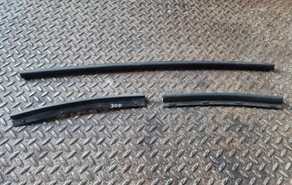 Volkswagen Tiguan Allspace Engine compartment rubber 5NA823707