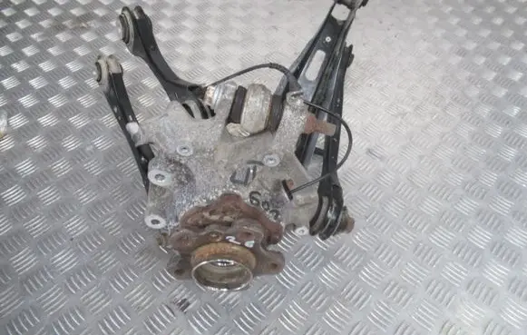 BMW X3 G01 Front wheel hub spindle knuckle 