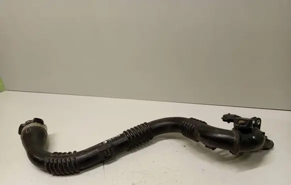 Nissan Juke I F15 Intercooler hose/pipe 104951A
