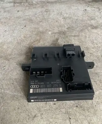 Audi A4 S4 B7 8E 8H Comfort/convenience module 8e0907279n