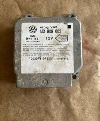 Volkswagen Golf IV Airbag control unit/module 1J0909603 5WK4163 37080803
