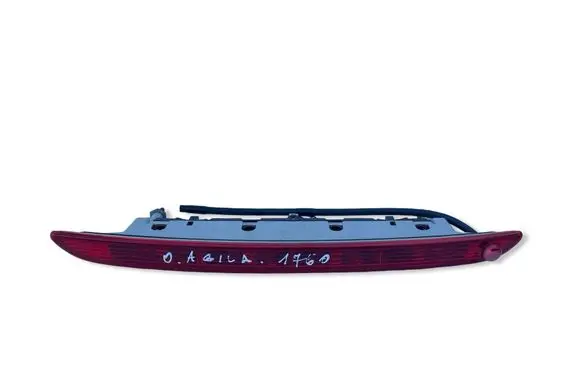Opel Agila B Third/center stoplight 27158400 3581051K0
