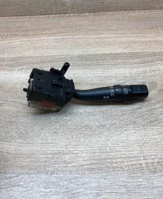 Toyota Avensis T250 Indicator stalk 173650B