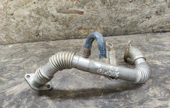 KIA Sorento EGR valve line/pipe/hose