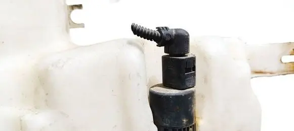 Seat Cordoba (6K) Windscreen/windshield washer pump
