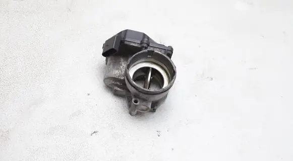 Volkswagen PASSAT B6 Throttle valve 03G128063M A2C53324665 2009081708