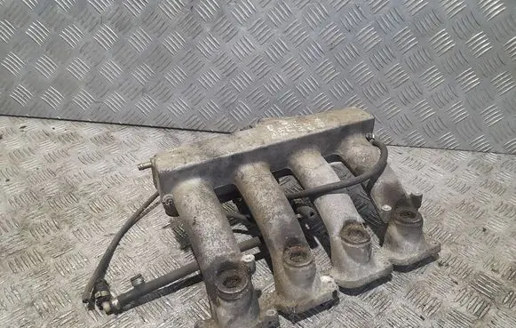 Volkswagen PASSAT B5.5 Intake manifold 3120023