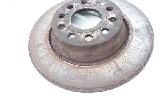 Volkswagen PASSAT B7 Rear brake disc