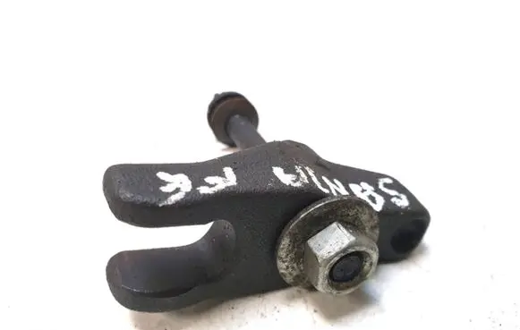 Hyundai Santa Fe Fuel Injector clamp holder