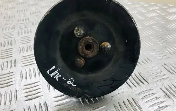 Mercedes-Benz Vito Viano W639 Power steering pump A6042360010