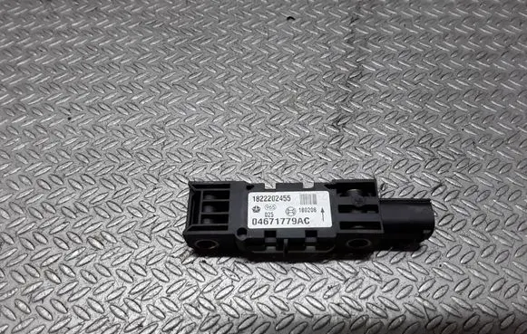Chrysler 300 - 300C Airbag deployment crash/impact sensor 04671779AC
