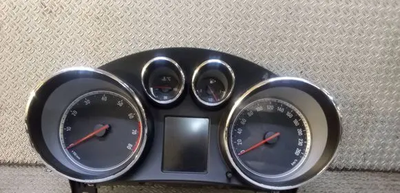 Opel Insignia A Speedometer (instrument cluster) 12844144