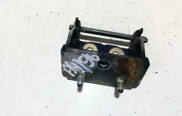 Ford Focus Tailgate/trunk/boot hinge