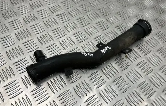 Engine coolant pipe/hose