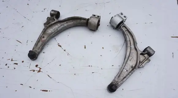 Chevrolet Cruze Front lower control arm/wishbone