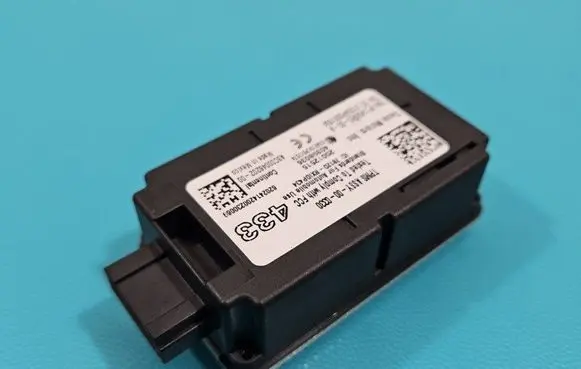 Tesla Model 3 Central body control module 1458965-00-A IMPRK1437690