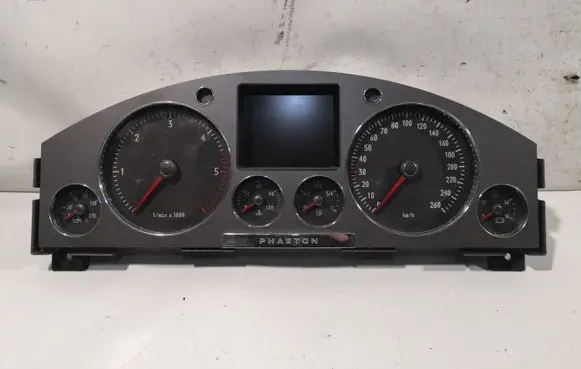 Volkswagen Phaeton Speedometer (instrument cluster) 3D0920885K 0263661004