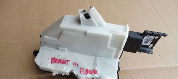 Peugeot Expert Sliding door lock 16942526 PSA084171 1367A062512