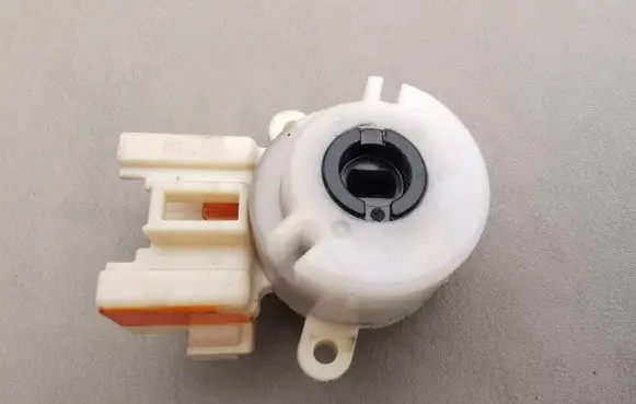 Toyota Avensis Verso Ignition lock contact T2X9VA
