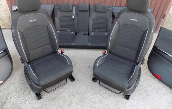 KIA Pro Cee'd III Seat set 