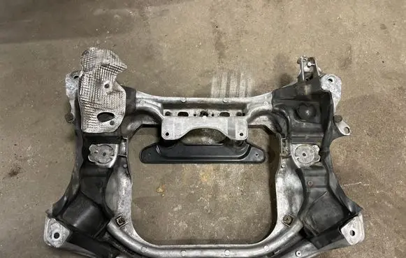 Mercedes-Benz S W220 Front axle beam A2206280757 2206280757 22062807