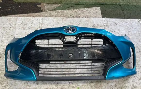 Toyota Yaris XP210 Front bumper 521190DA00