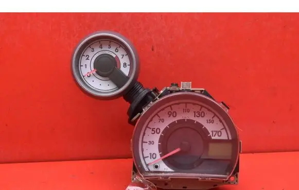 Peugeot 107 Speedometer (instrument cluster) 838000H011A