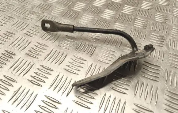 Ford Mondeo MK IV Engine mounting bracket AV615K291BD
