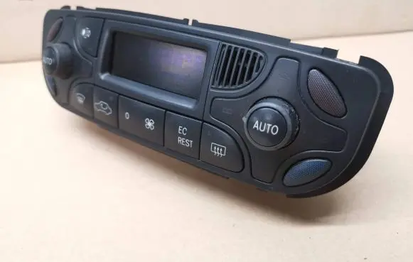 Mercedes-Benz C W203 Climate control unit 2038300985 9140010484
