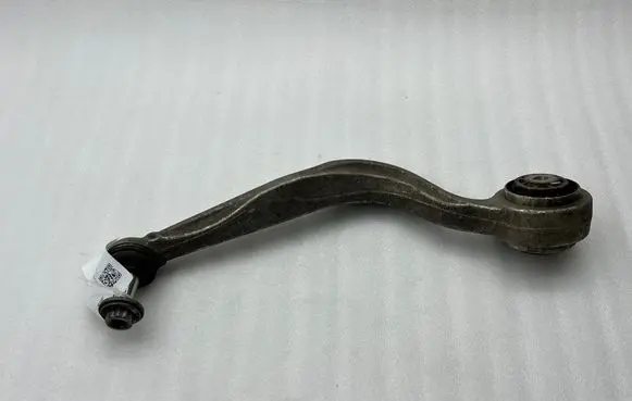 Mercedes-Benz GLC X253 C253 Front control arm 2130100LI