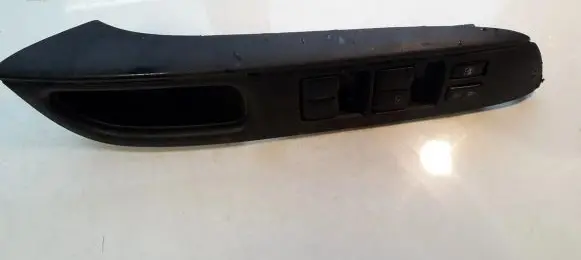 Nissan Note (E12) Electric window control switch 809603bb0a