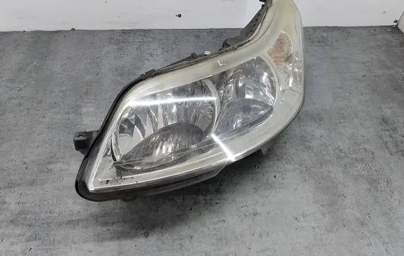 Citroen C4 I Headlight/headlamp 9646893980