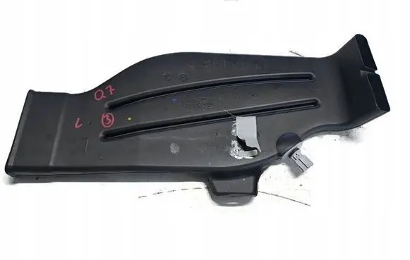 Audi Q7 4M Intake resonator 4M0819811D