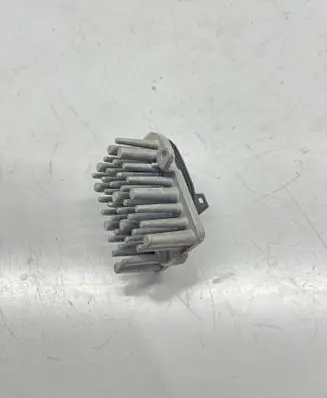 Volkswagen Tiguan LED ballast control module 1420000863