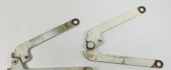 Mercedes-Benz COMPAKT W115 Engine bonnet/hood hinges