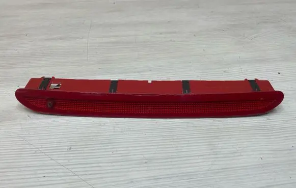 Volkswagen Golf VII Third/center stoplight 5K0945087C