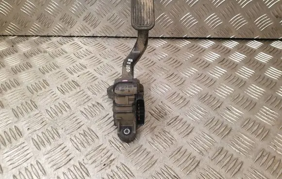 Lexus RX 330 - 350 - 400H Accelerator throttle pedal 7812048090