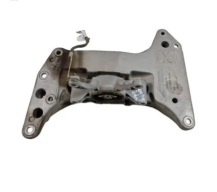 BMW 5 G30 G31 G38 Gearbox mounting bracket 51384310 9485333 9485334