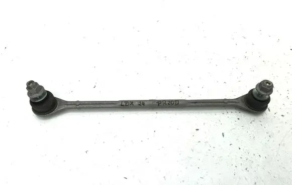 Lexus LBX Front anti-roll bar/stabilizer link 2F18