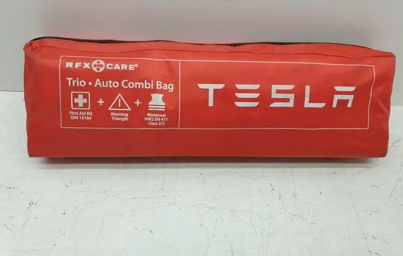 Tesla Model S First aid kit 