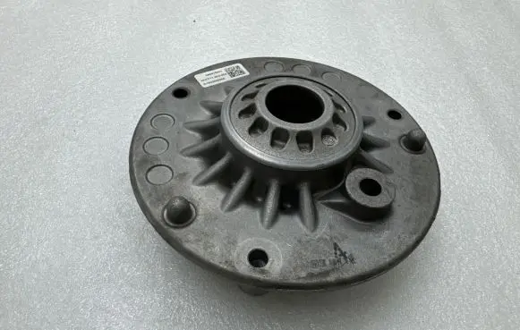 Mini One - Cooper F56 F55 Front coil spring rubber mount 688418301 HHCT1160000A B1802092966