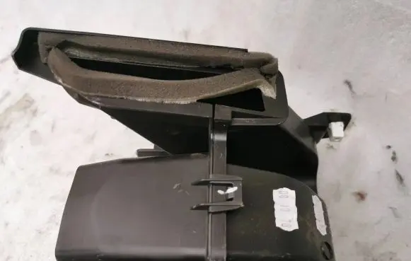 Opel Combo E Other interior part 9811133380