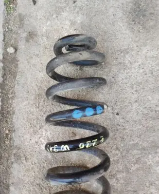 Mercedes-Benz E W213 Rear coil spring CUMV000