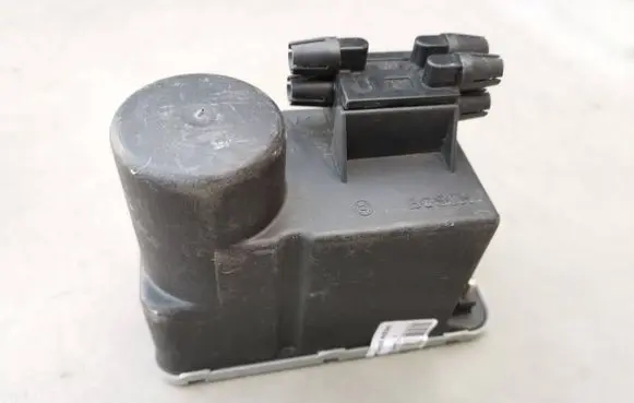 Mercedes-Benz E W124 Door central lock control unit/module 1248001148 0132006328