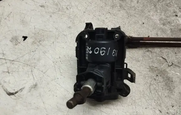 Mercedes-Benz 190 W201 Gear shifter/selector 2012670405