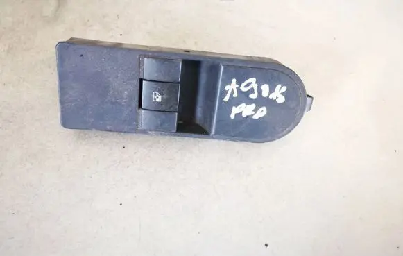 Opel Zafira B Electric window control switch 13228709
