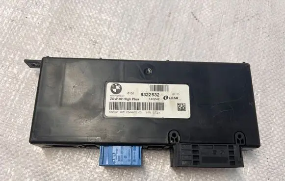 BMW 5 F10 F11 Gateway control module 9322532