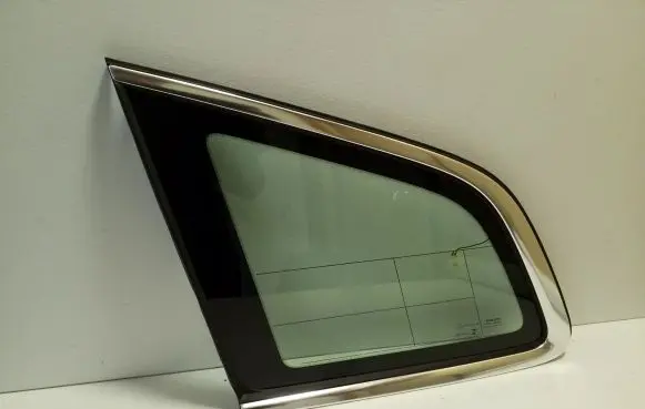 Volvo XC60 Rear side window 31108776