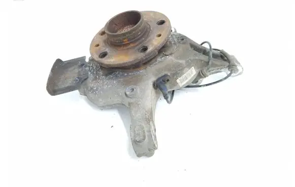 Renault Laguna III Front wheel hub